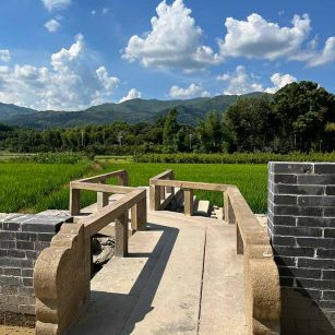 乌鲁木齐花岗岩仿古石材景区使用案例