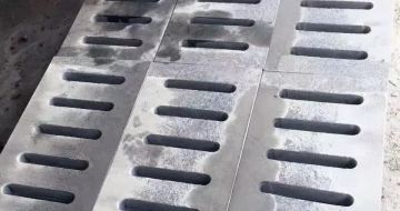 乌鲁木齐 芝麻灰石材沟盖板