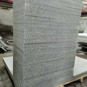 乌鲁木齐 花岗岩 地铺成品300*600，尺寸标准、厚薄均匀