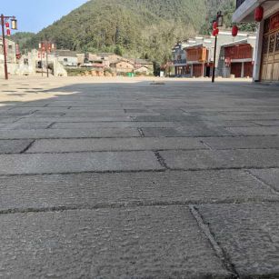 乌鲁木齐仿古石铺装效果