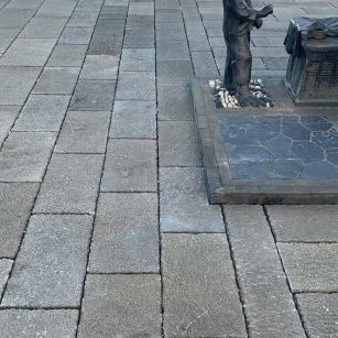 乌鲁木齐仿古石铺装效果