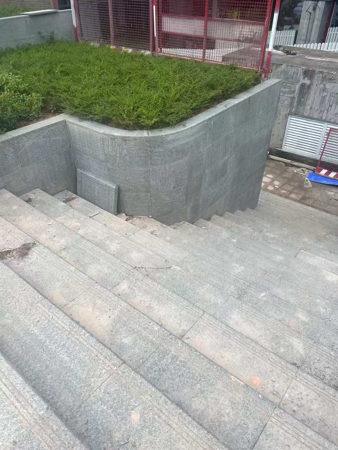 乌鲁木齐 芝麻黑火烧面铺装案例