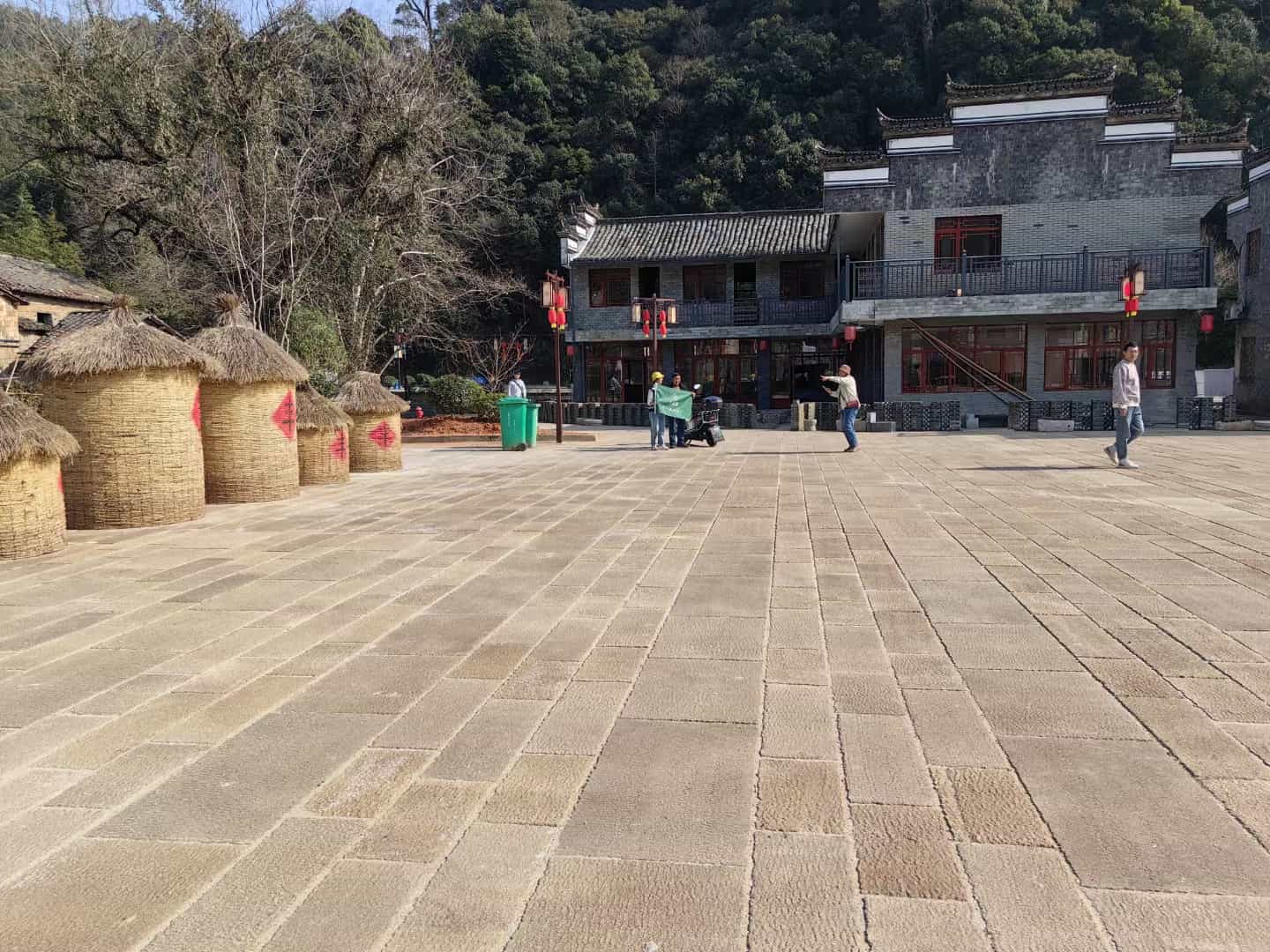 乌鲁木齐仿古石铺装效果